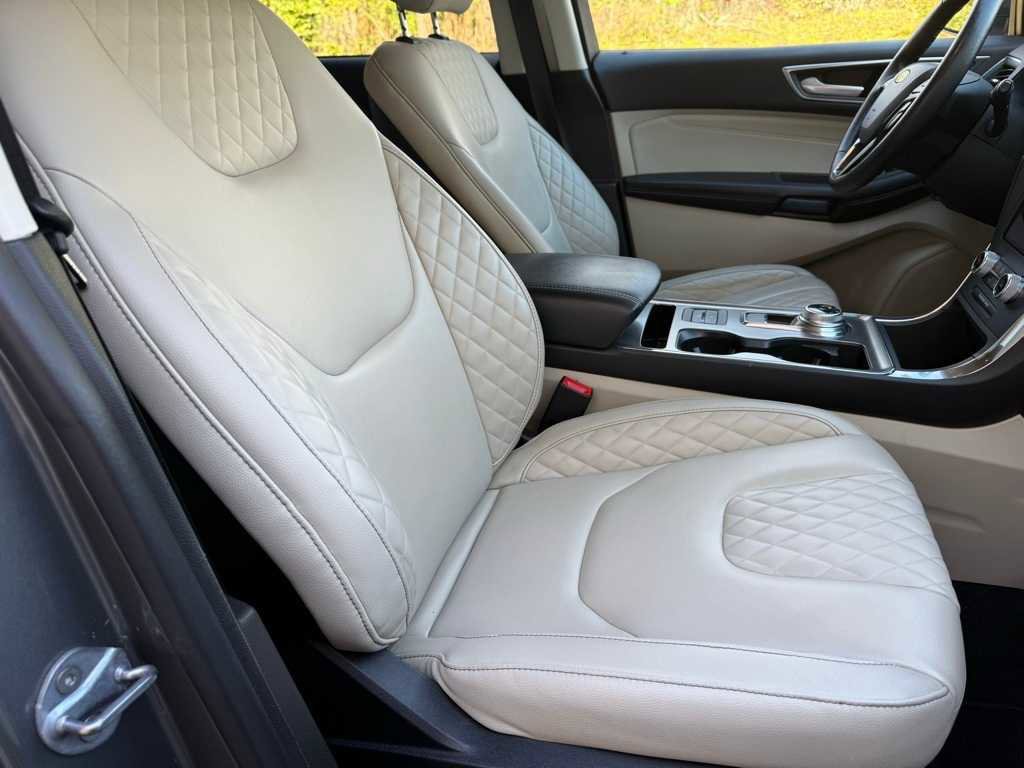 Certified 2024 Ford Edge Titanium image 17