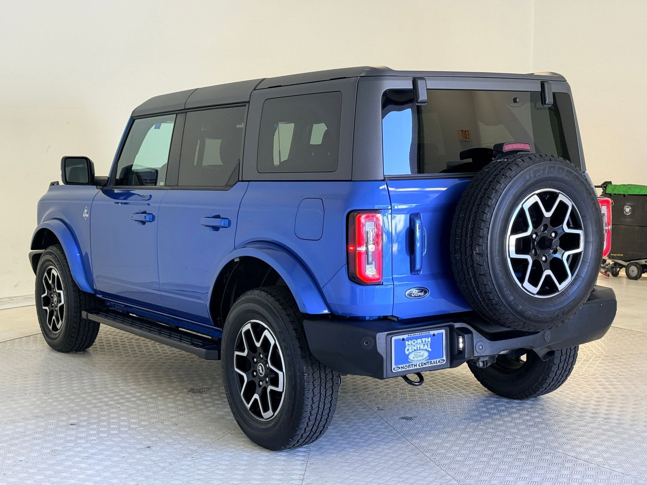 Certified 2023 Ford Bronco Outer Banks image 4