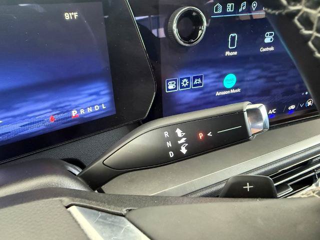 Used 2025 Chevrolet Traverse LT FWD image 19