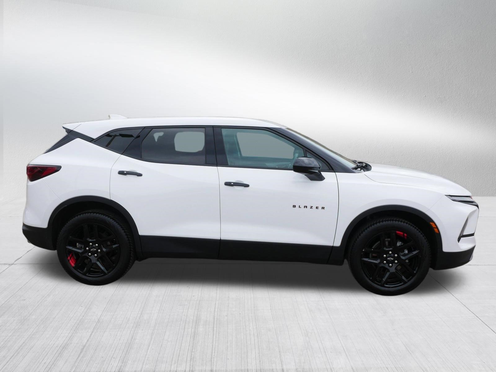 Used 2023 Chevrolet Blazer LT w/ Driver Confidence Package AWD/4WD image 8