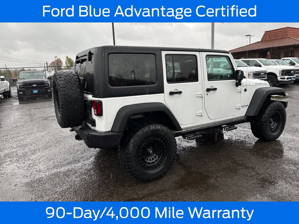 Used 2018 Jeep Wrangler Unlimited Rubicon w/ Connectivity Group AWD/4WD image 8