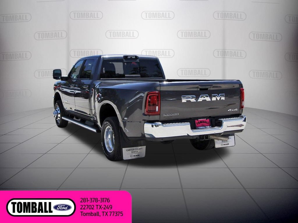 Used 2025 RAM 3500 Laramie AWD/4WD image 6