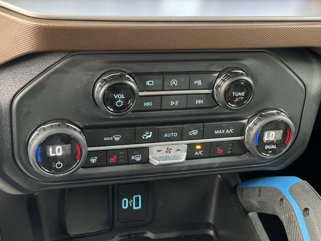 Certified 2023 Ford Bronco Outer Banks w/ Sasquatch Package AWD/4WD image 16
