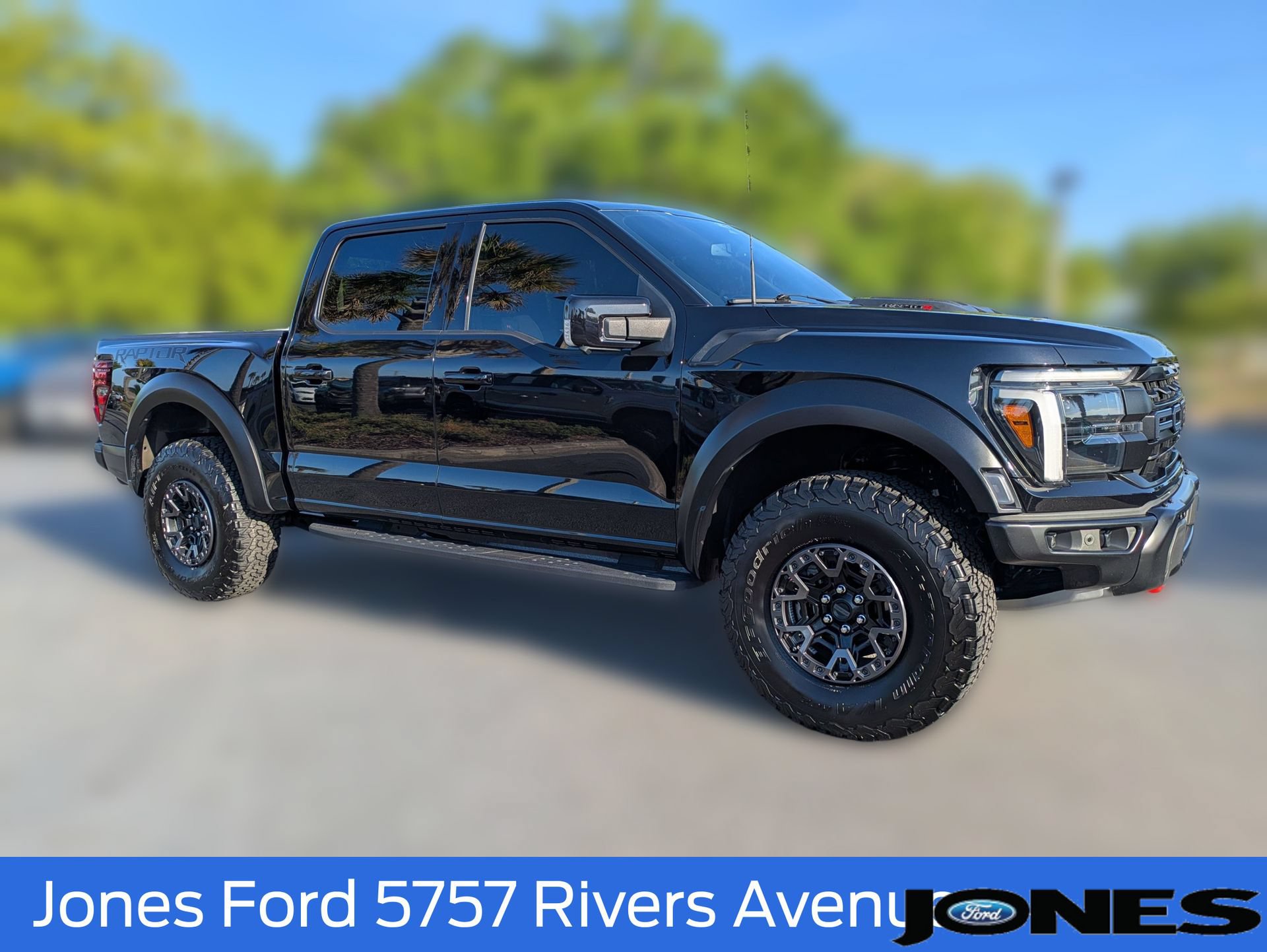 Certified 2024 Ford F150 Raptor w/ Equipment Group 803A Raptor R AWD/4WD image 3