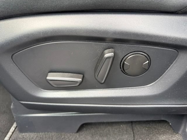 Certified 2025 Ford Explorer Active AWD/4WD image 6