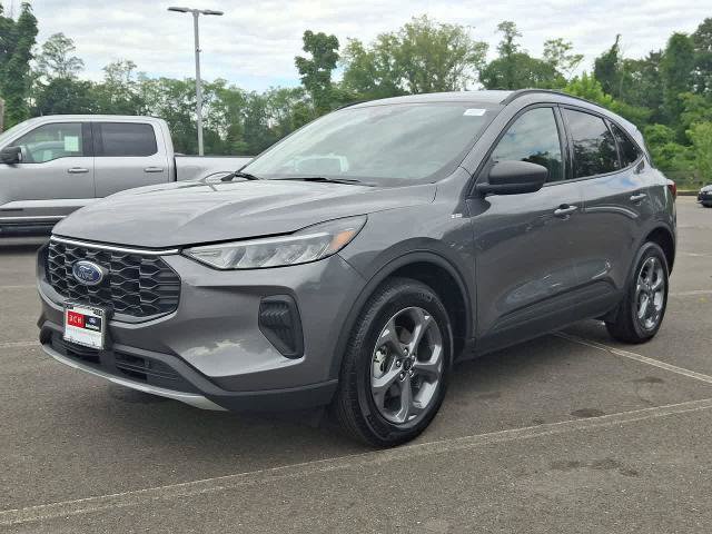 Certified 2026 Ford Escape ST-Line AWD/4WD image 1
