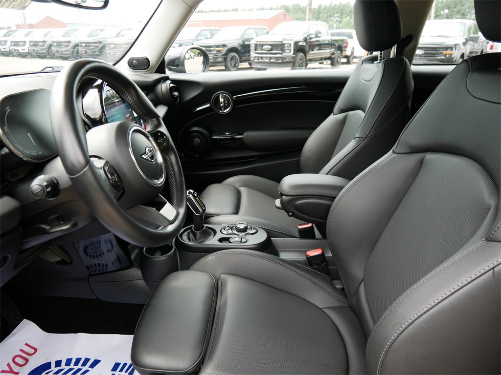 Used 2024 MINI Cooper SE image 13