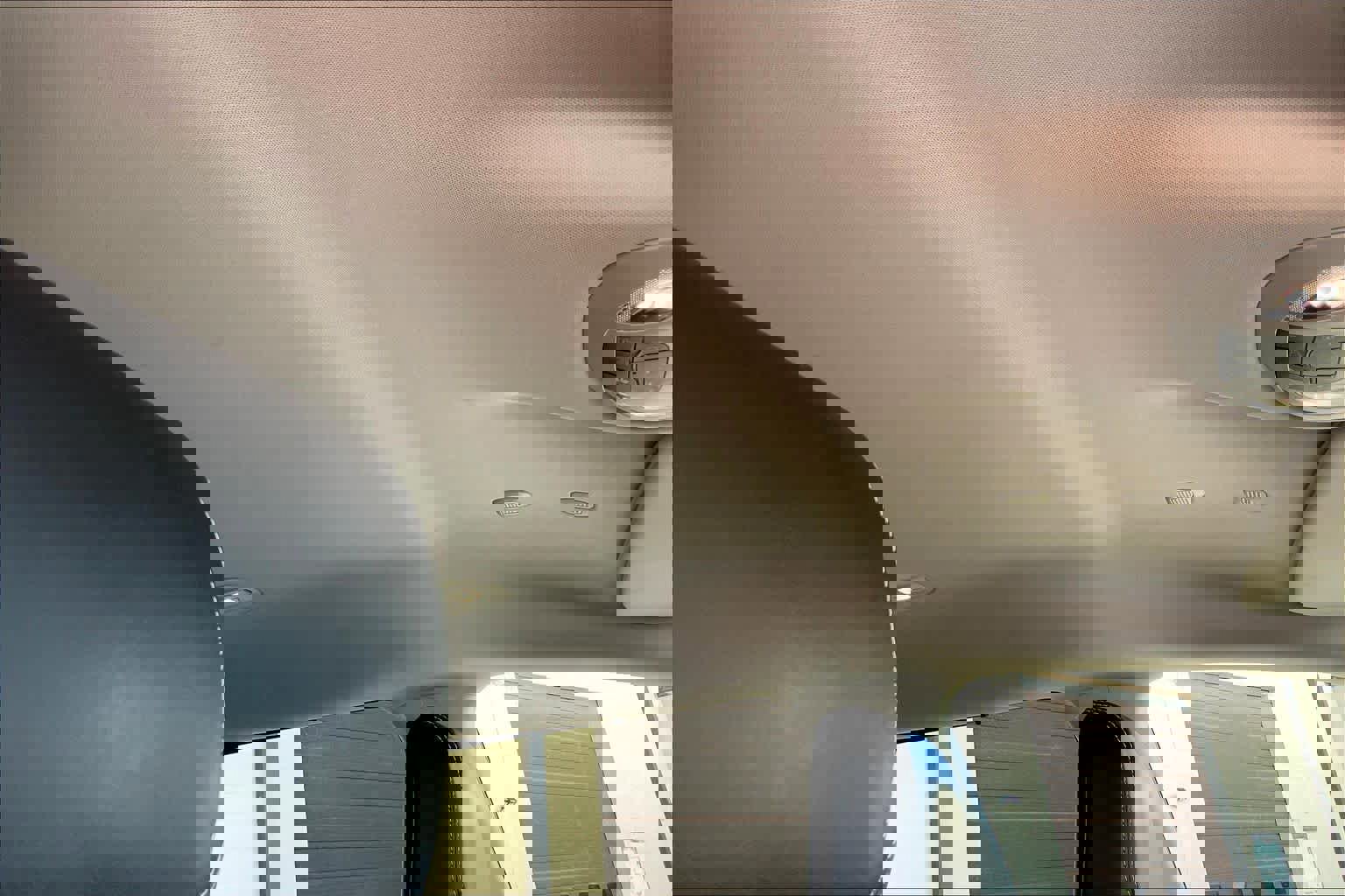 Used 2024 Chrysler Pacifica Touring-L image 14