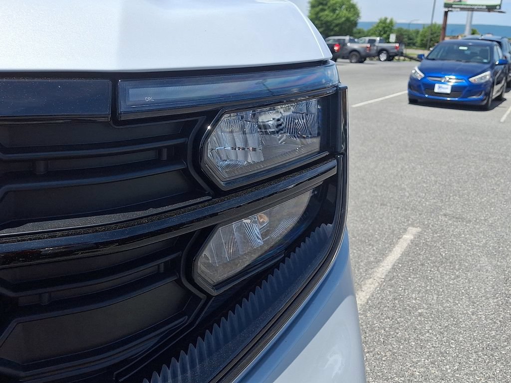 Certified 2025 Ford Expedition Active AWD/4WD image 9