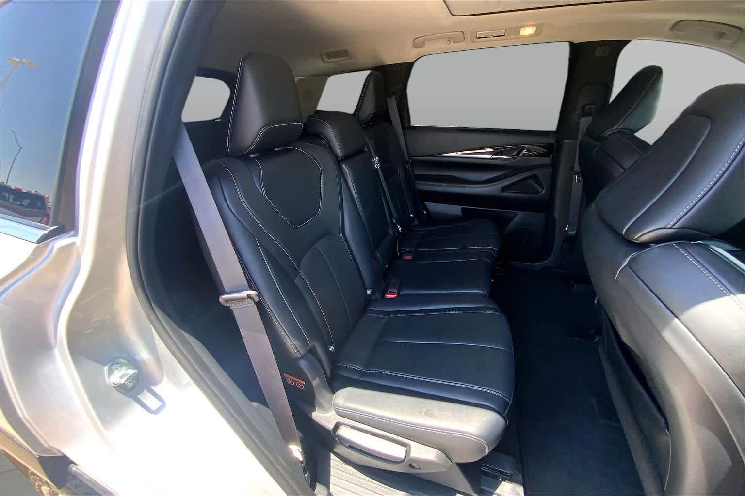 Used 2023 INFINITI QX60 Pure FWD image 20