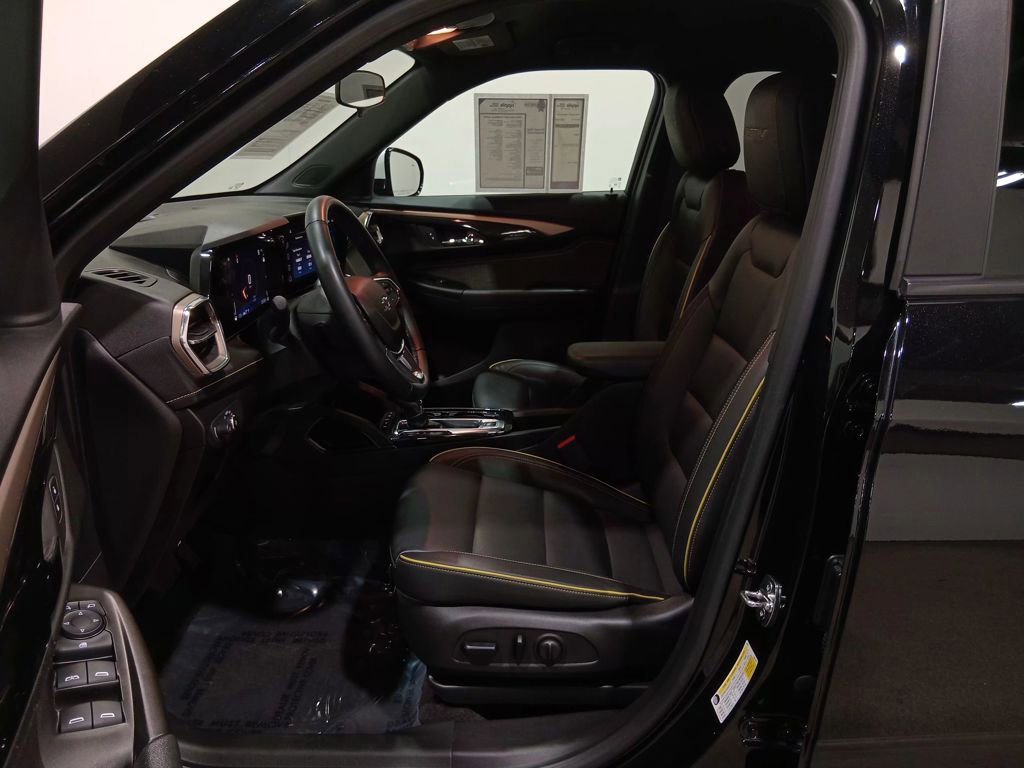 Used 2024 Chevrolet TrailBlazer ACTIV w/ Driver Confidence Package image 17