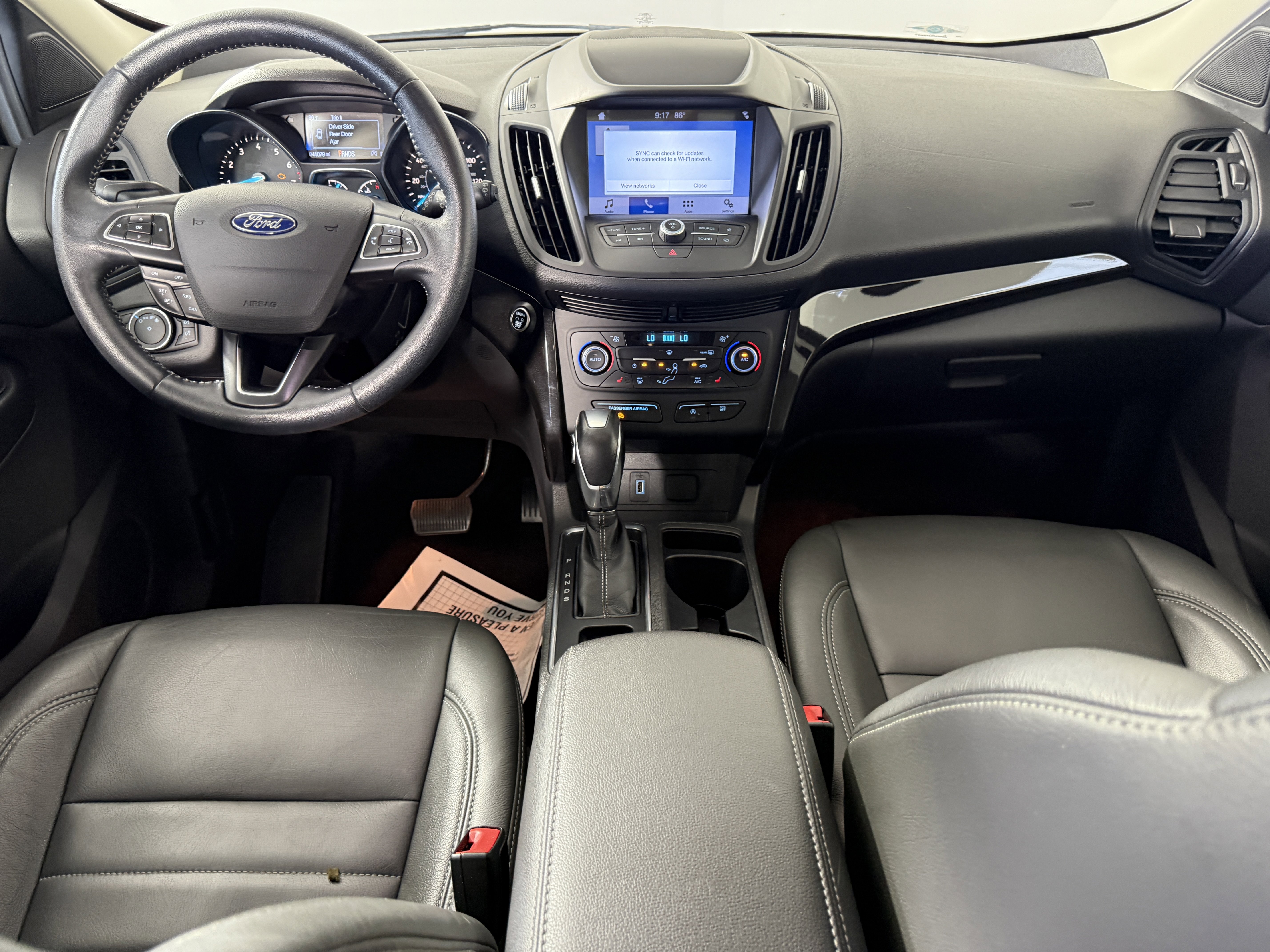 Certified 2019 Ford Escape SE FWD image 10