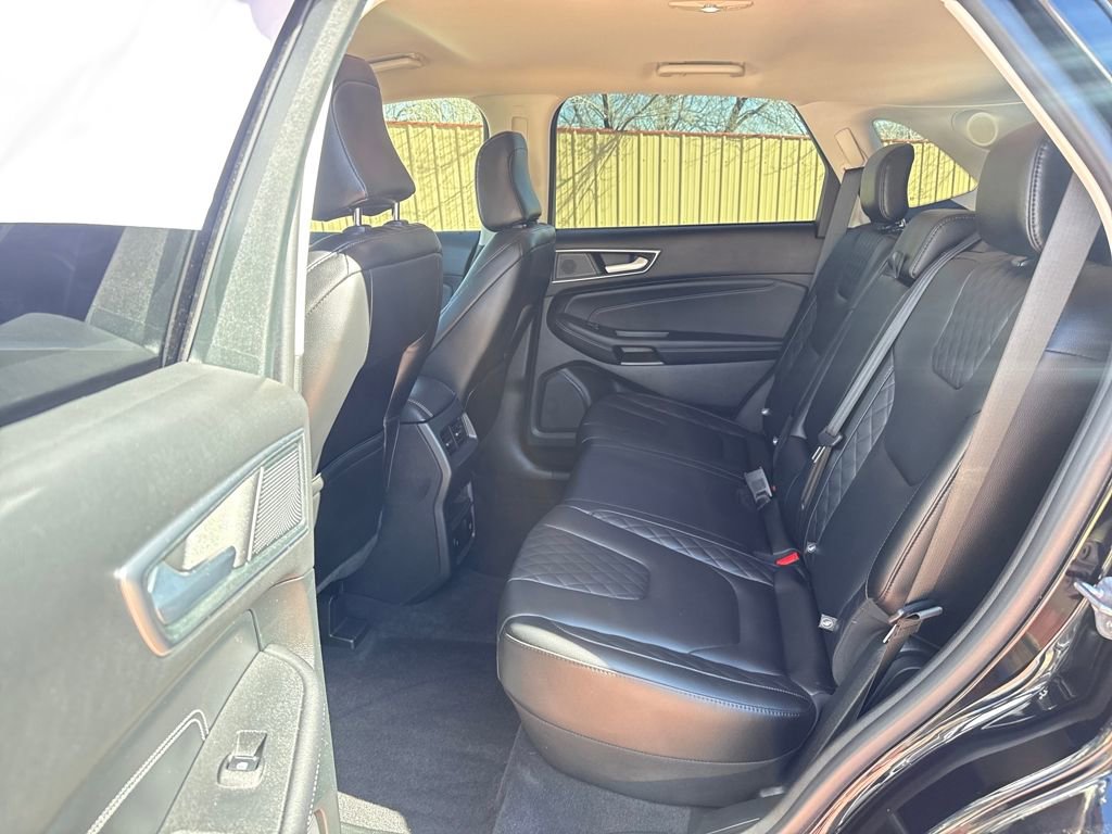 Certified 2024 Ford Edge Titanium AWD/4WD image 19