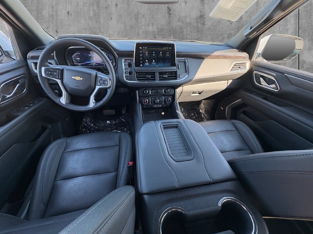 Used 2024 Chevrolet Suburban LT w/ LT Signature Plus Package RWD image 21