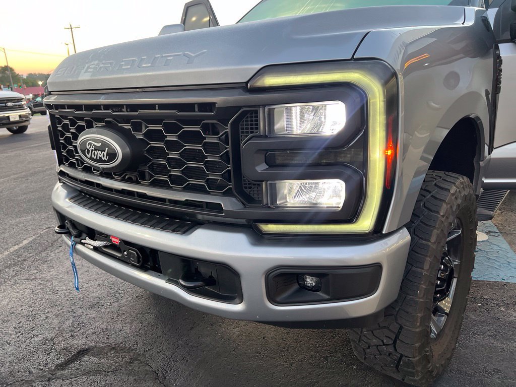 Certified 2023 Ford F250 Lariat w/ Sport Appearance Package AWD/4WD image 19