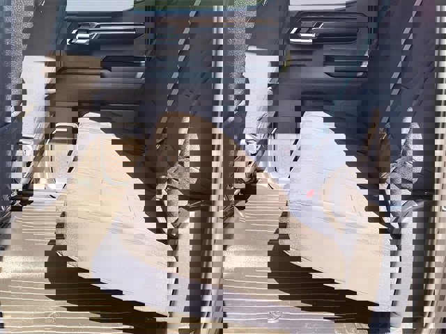 Used 2023 Chevrolet Silverado 1500 LT image 10