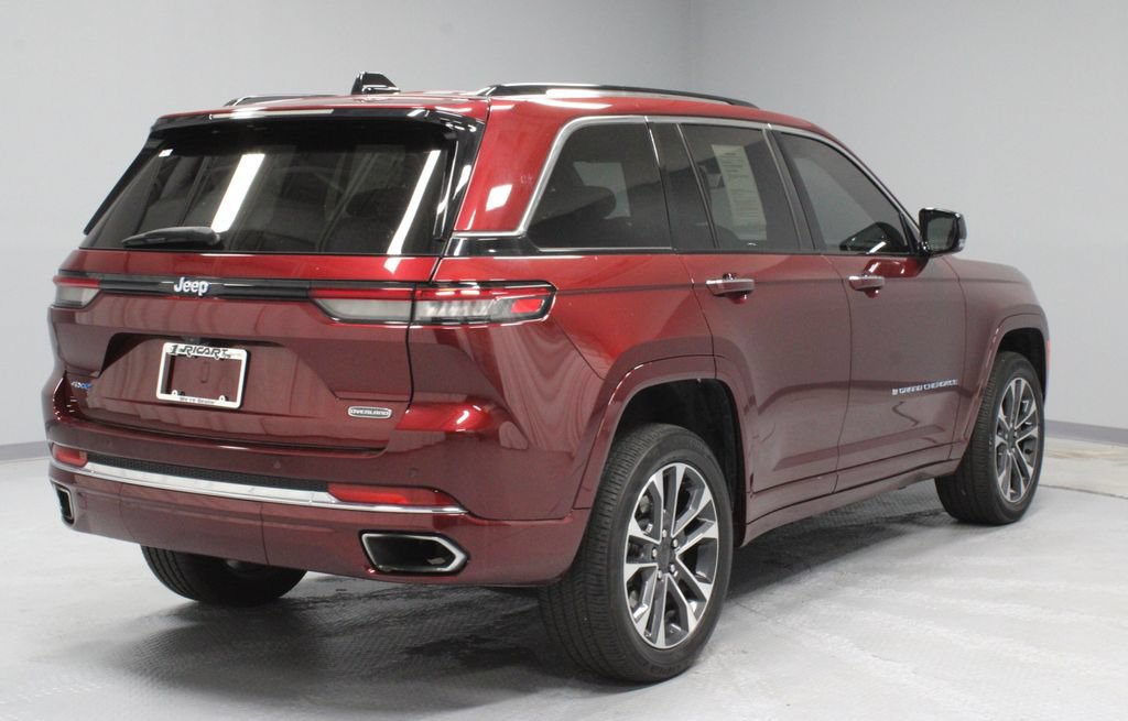 Used 2023 Jeep Grand Cherokee Overland AWD/4WD image 11