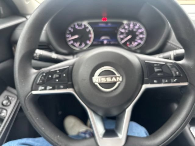 Used 2024 Nissan Sentra SV FWD image 17