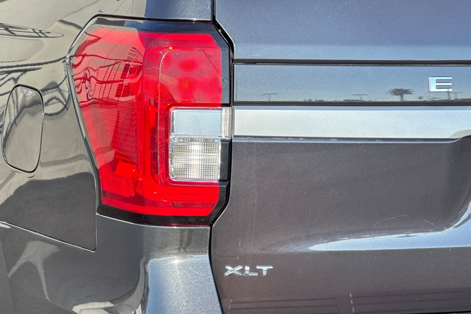 Certified 2024 Ford Expedition Max XLT image 28