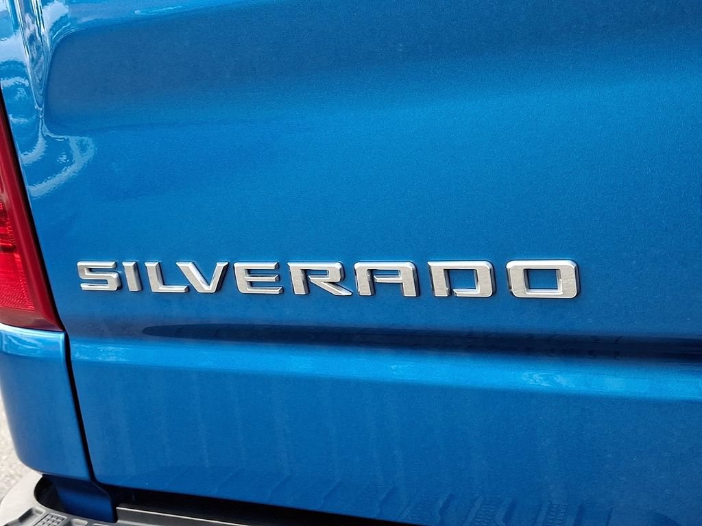Used 2022 Chevrolet Silverado 1500 Custom Trail Boss AWD/4WD image 31