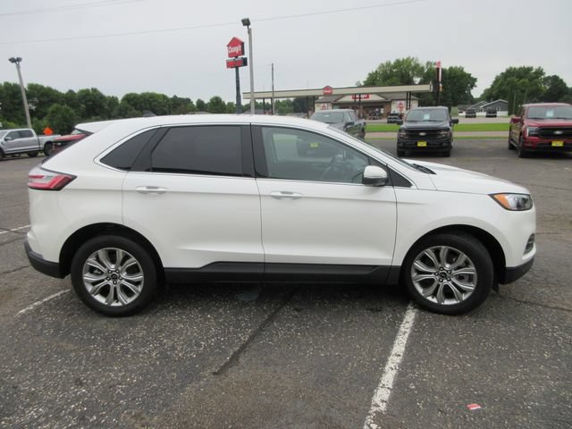 Certified 2023 Ford Edge Titanium AWD/4WD image 8