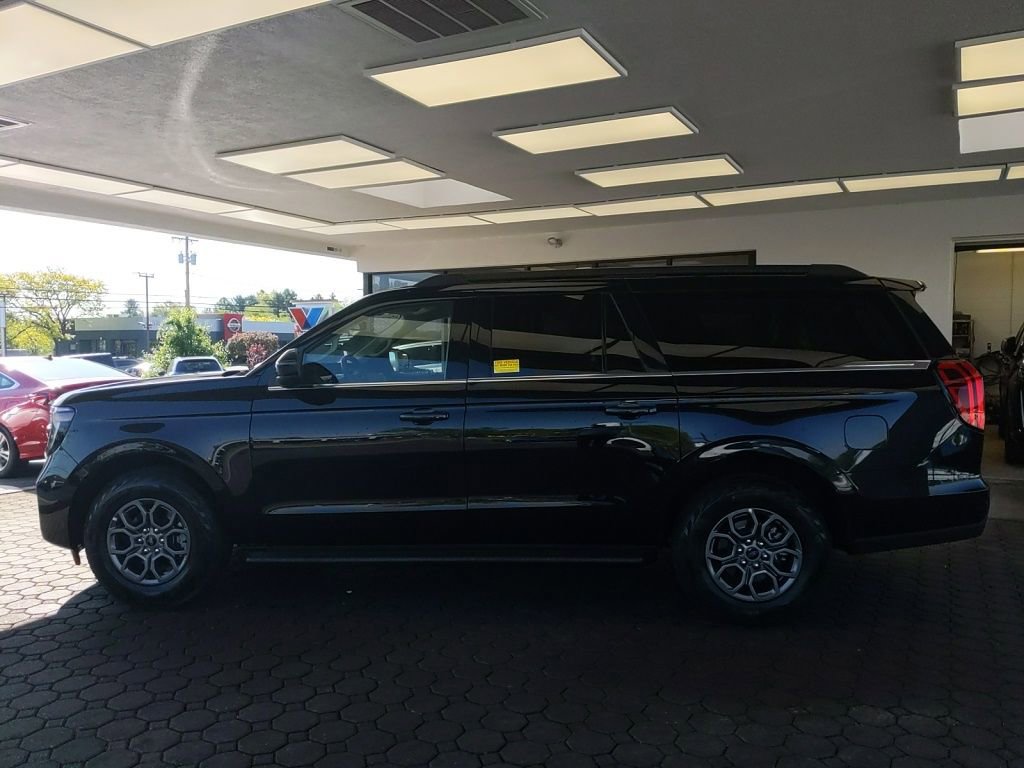 Certified 2025 Ford Expedition Max Active AWD/4WD image 11
