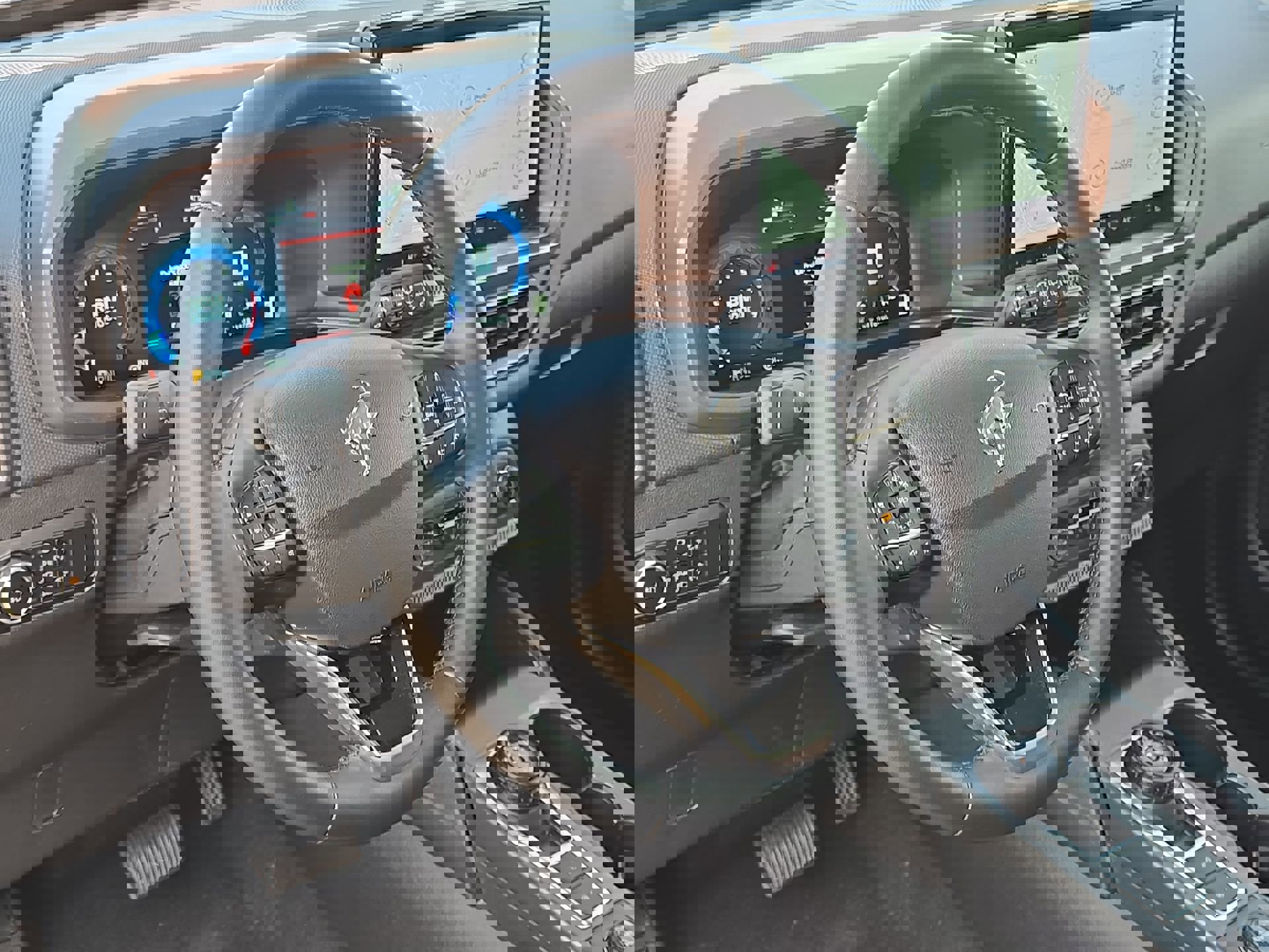 Certified 2025 Ford Bronco Sport Outer Banks w/ Outer Banks Tech Package+ image 14