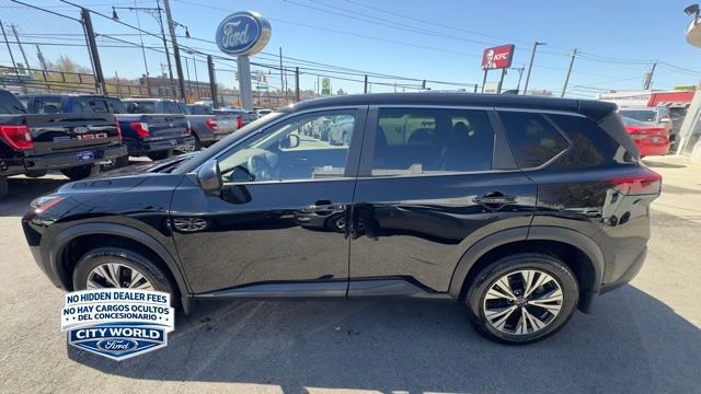 Used 2023 Nissan Rogue SV AWD/4WD image 2