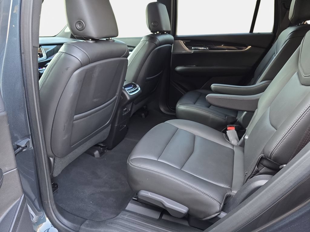 Used 2021 Cadillac XT6 Premium Luxury AWD/4WD image 11
