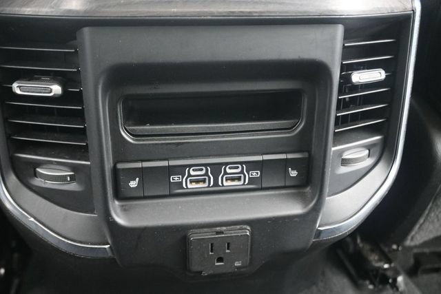 Used 2025 RAM 1500 Laramie AWD/4WD image 18