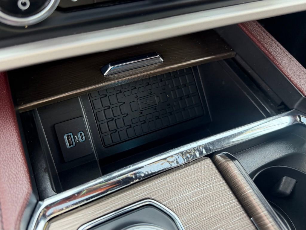 Certified 2024 Ford Expedition Max Limited image 27