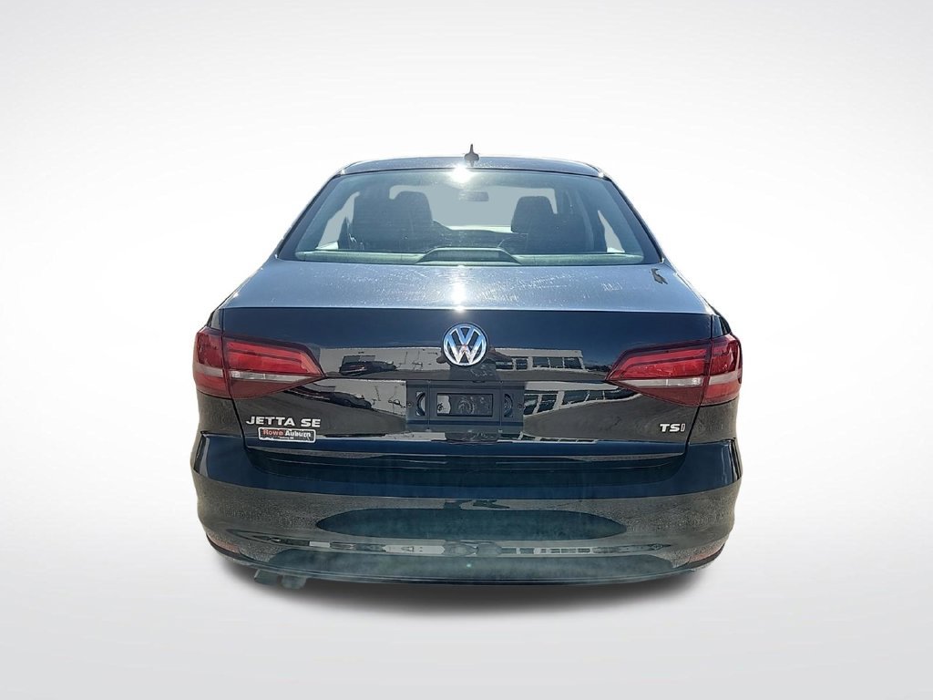 Used 2017 Volkswagen Jetta SE FWD image 6