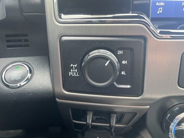 Certified 2022 Ford F350 Platinum AWD/4WD image 17