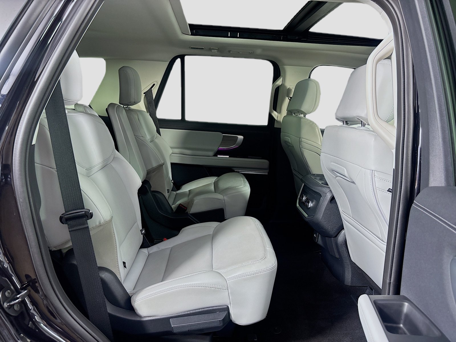 Certified 2025 Ford Expedition Platinum AWD/4WD image 30