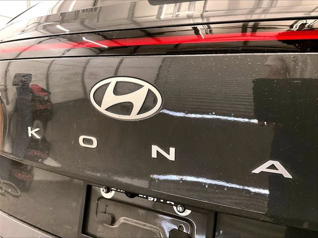 Used 2024 Hyundai Kona SEL w/ Convenience Package AWD/4WD image 13