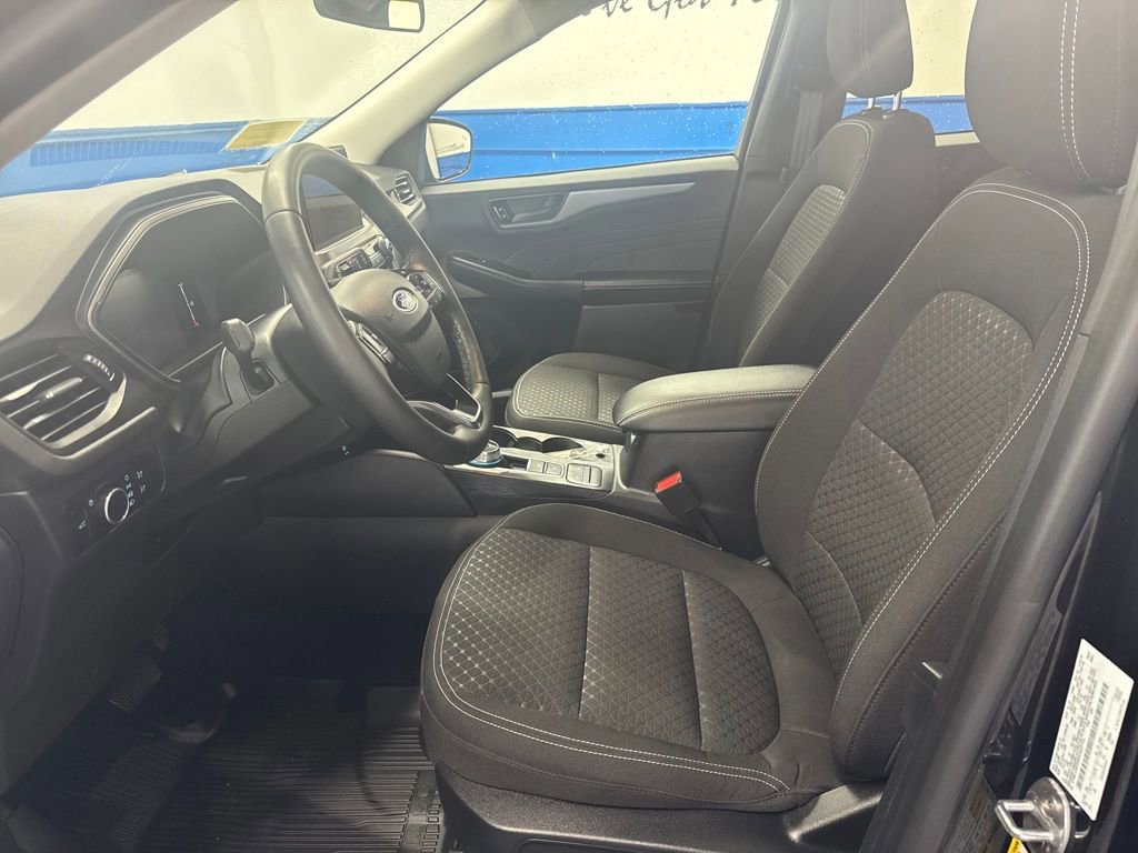 Certified 2023 Ford Escape Active image 9