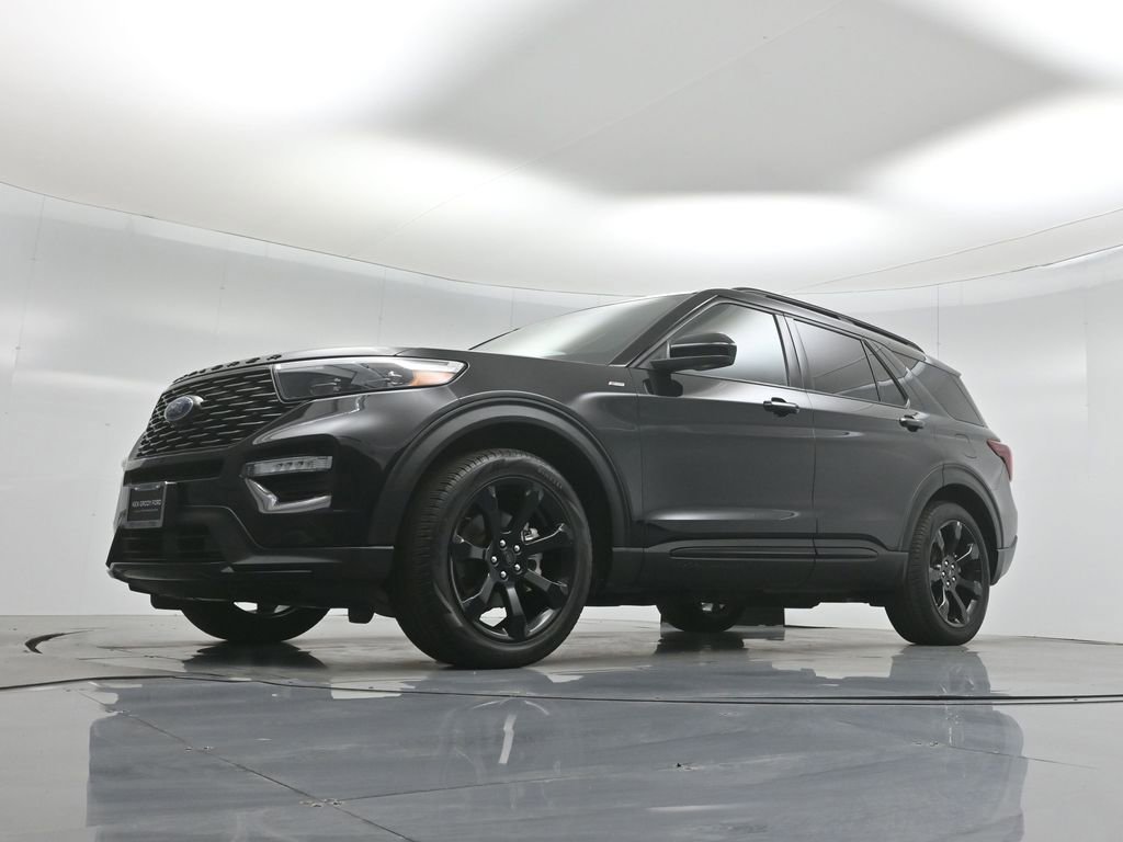 Certified 2022 Ford Explorer ST-Line w/ Class IV Trailer Tow Package image 47