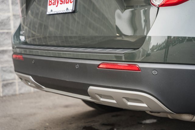 Certified 2024 Ford Explorer XLT w/ Equipment Group 202A image 9