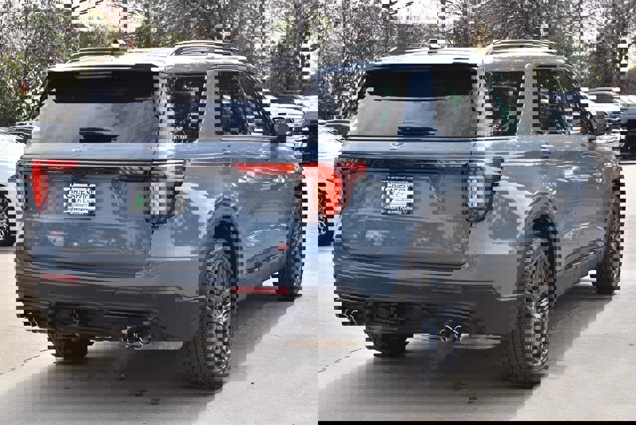 Certified 2025 Ford Explorer ST image 8