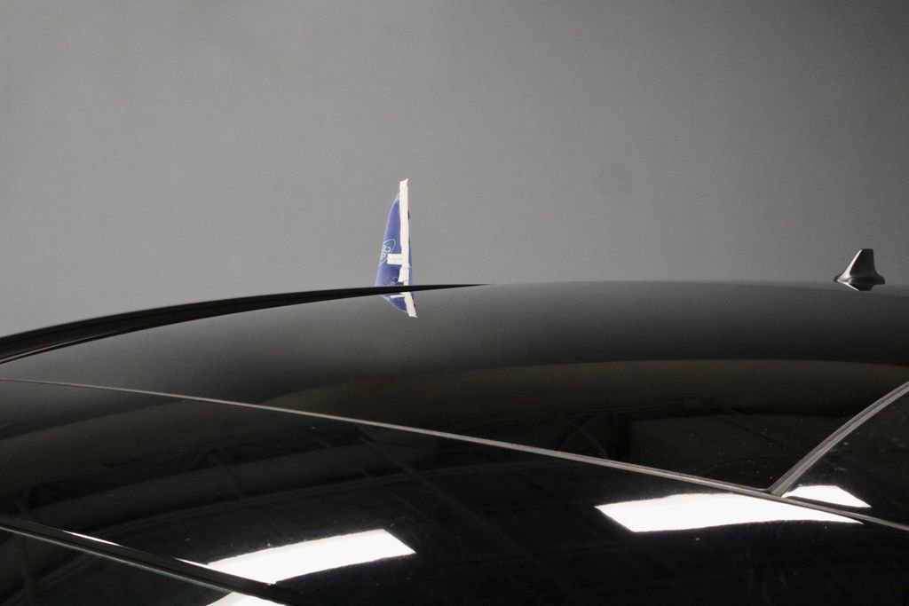 Certified 2022 Ford Escape Titanium image 28