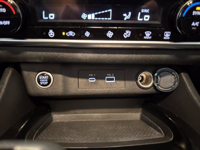 Used 2021 Nissan Rogue SV w/ Premium Package AWD/4WD image 29