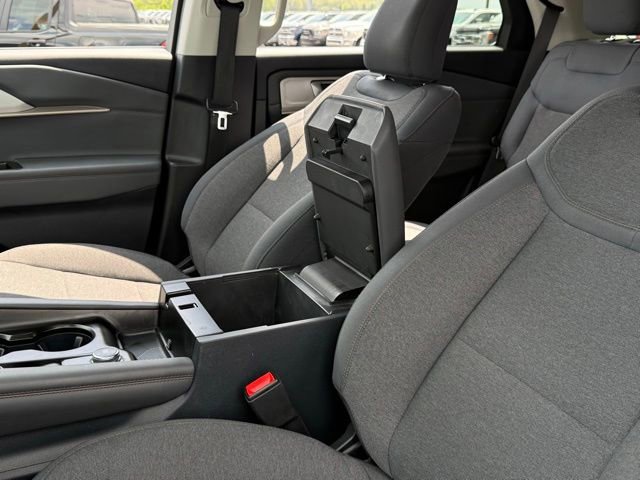 Certified 2025 Ford Explorer Active AWD/4WD image 33