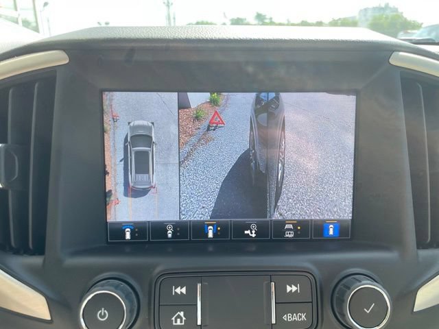 Used 2022 GMC Terrain Denali w/ Denali Premium Package AWD/4WD image 32
