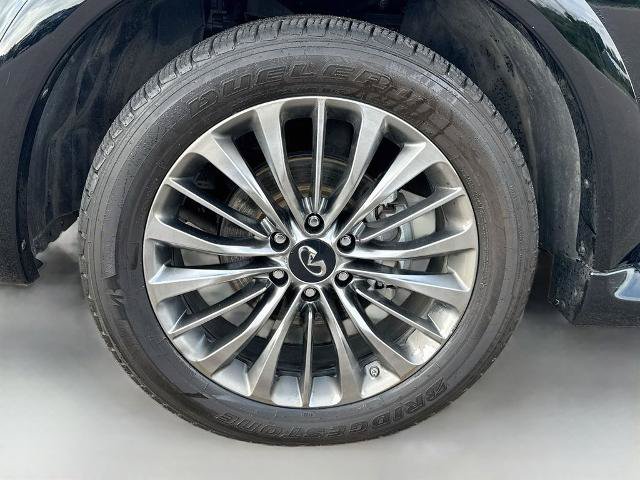 Used 2022 INFINITI QX80 Luxe w/ Cargo Package AWD/4WD image 24