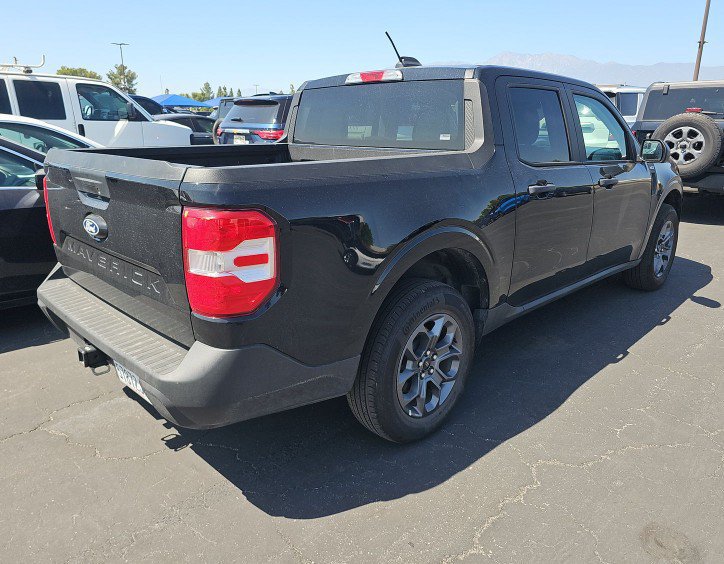 Certified 2026 Ford Maverick XLT w/ Equipment Group 301A AWD/4WD image 2