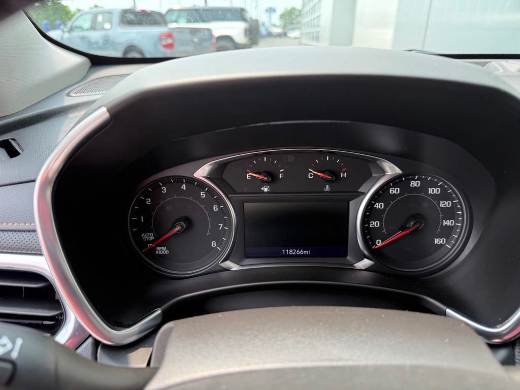 Used 2022 Chevrolet Equinox Premier w/ LPO, Floor Liner Package FWD image 25