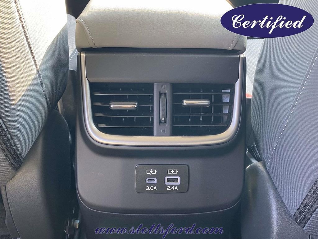 Used 2024 Subaru Outback Premium image 12