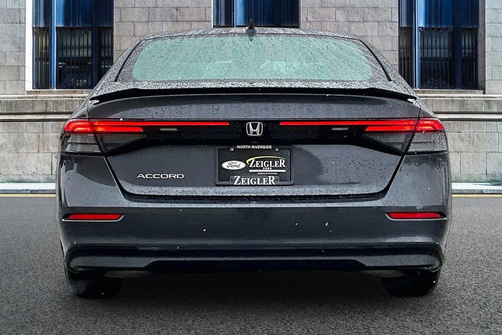 Used 2023 Honda Accord EX image 4