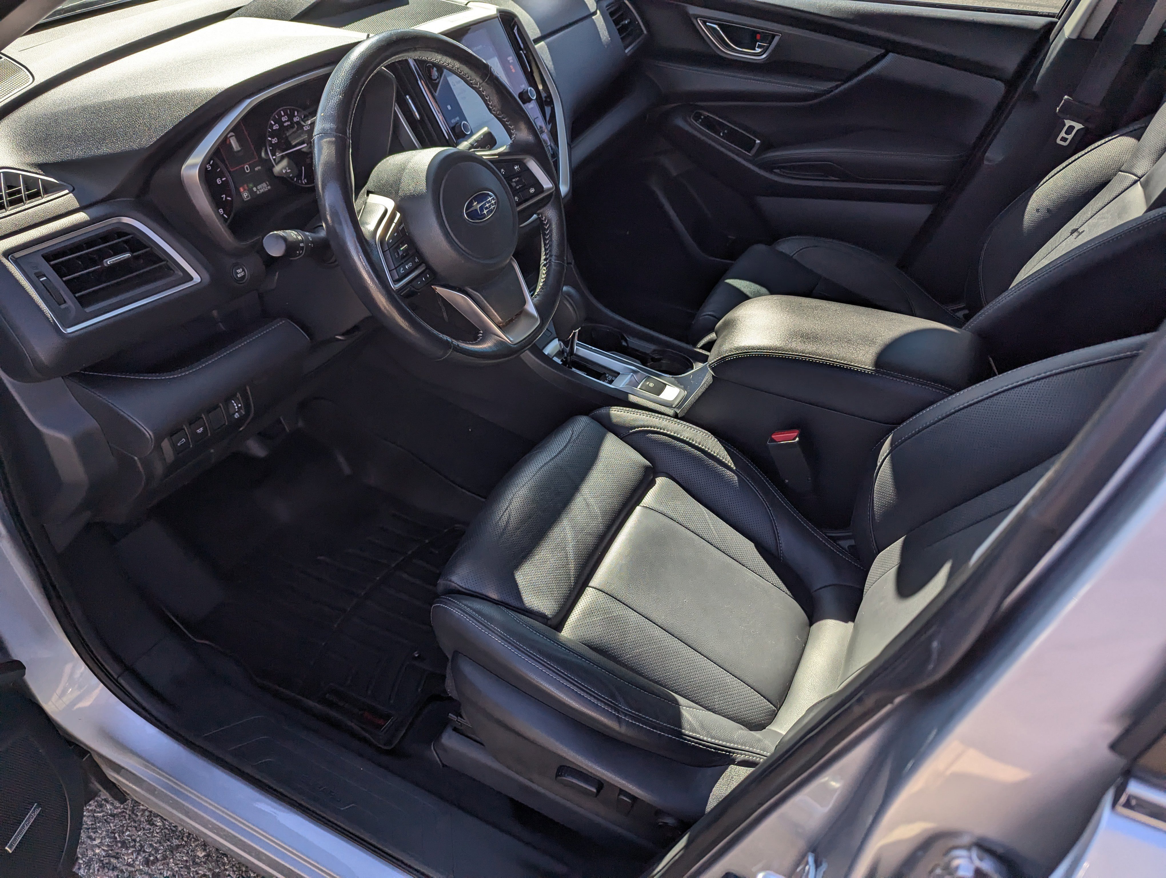 Used 2023 Subaru Ascent Limited w/ Technology Package image 10