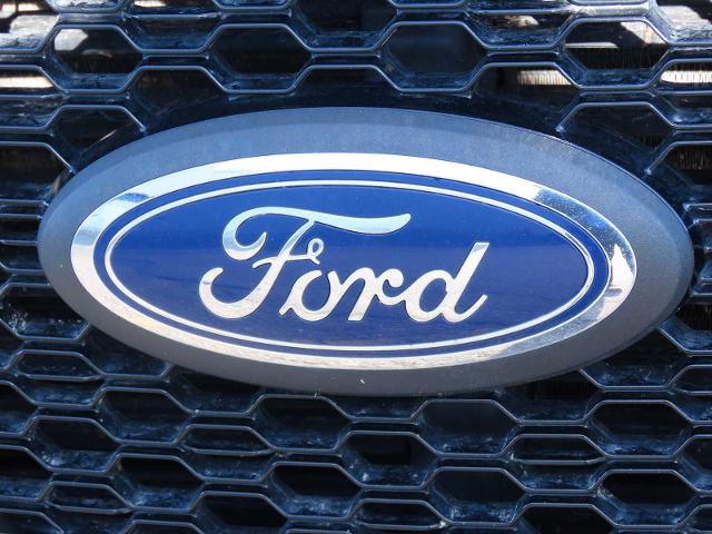 Certified 2019 Ford F150 XL w/ Equipment Group 101A Mid image 11